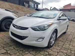 Hyundai Elantra 2013 White