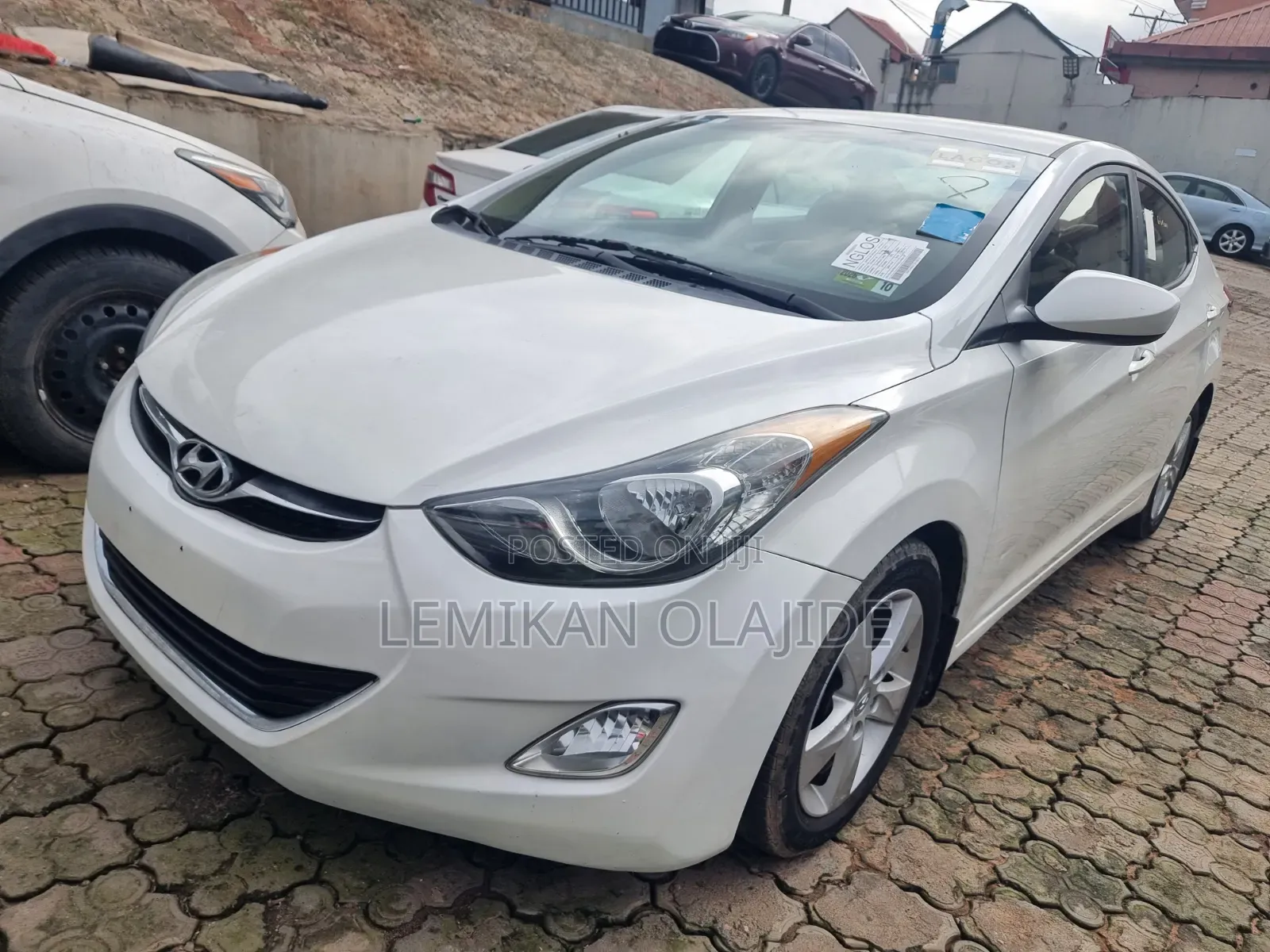 Hyundai Elantra 2013 White