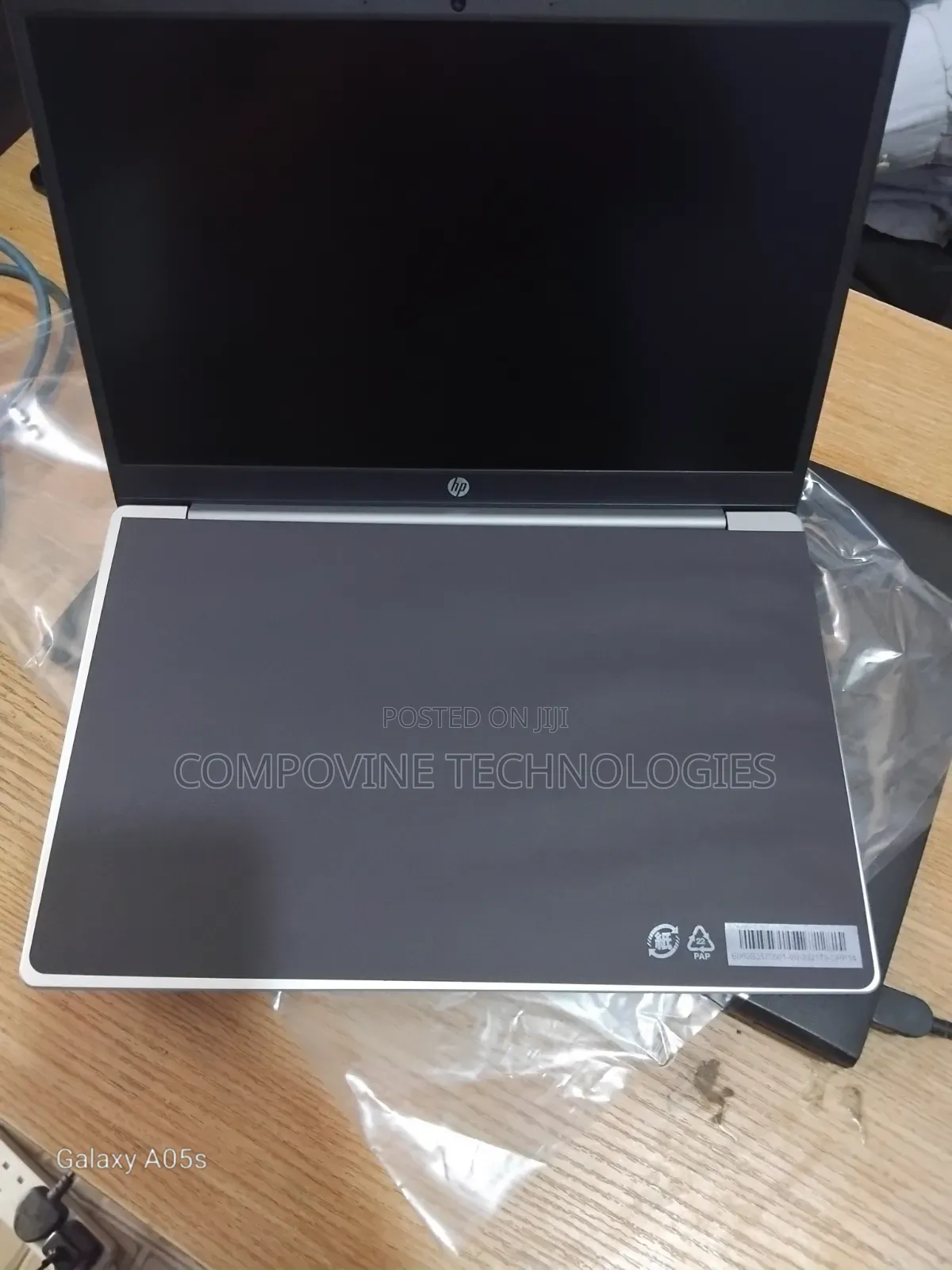 New Laptop HP 240 8GB Intel Core 5 SSD 512GB