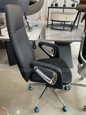 Executive Office Chair for Boss Office (Black)