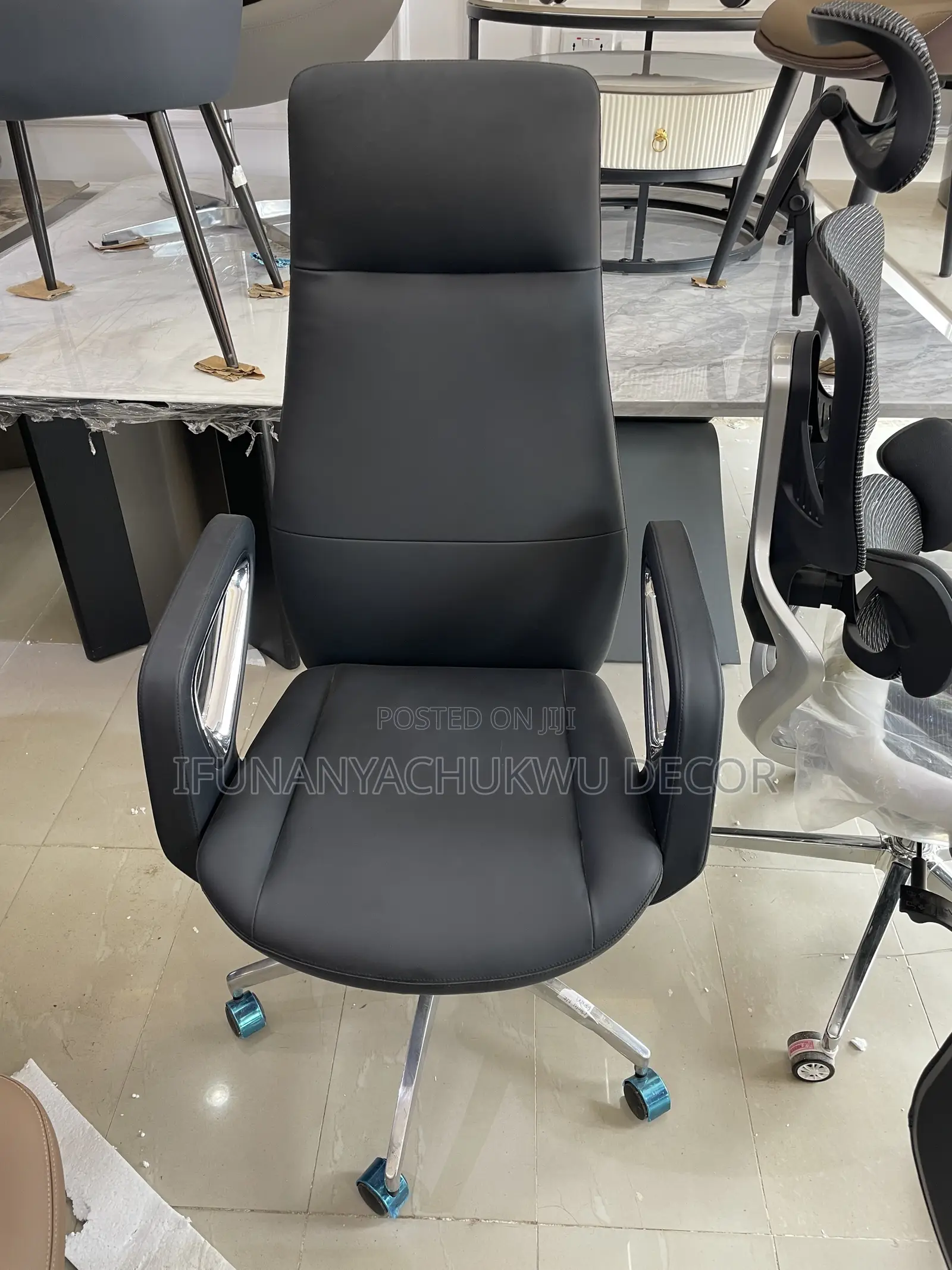 Executive Office Chair for Boss Office (Black)