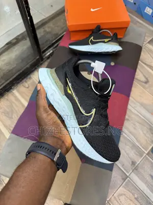 Nike React