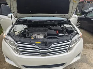 Toyota Venza LE 2010 White
