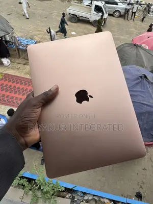 New Laptop Apple MacBook Pro 2020 8GB Apple M1 SSD 512GB