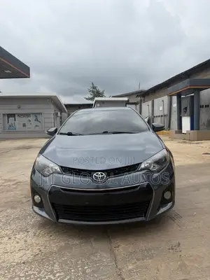 Toyota Corolla S Plus 4dr Sedan (1.8L 4cyl CVT) 2015 Gray