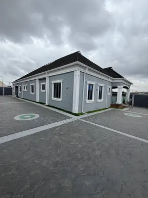 2bdrm Bungalow in Kasumu Estate, Akala Express for rent