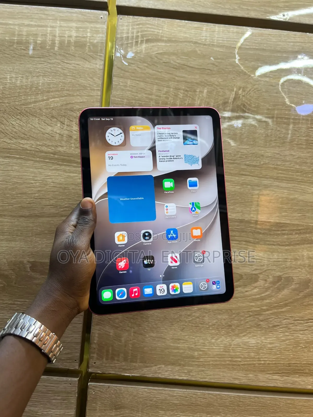 Apple iPad (2025) 128 GB Pink
