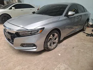 Honda Accord EX-L (2.0L 4cyl Turbo 10A) 2019 Silver