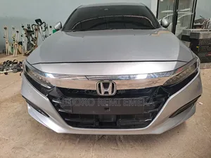 Honda Accord EX-L (2.0L 4cyl Turbo 10A) 2019 Silver