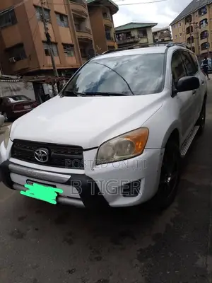 Toyota RAV4 2.5 4x4 2010 White