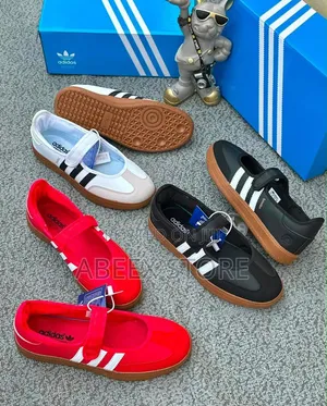 Quality Adidas Flat Sneakers