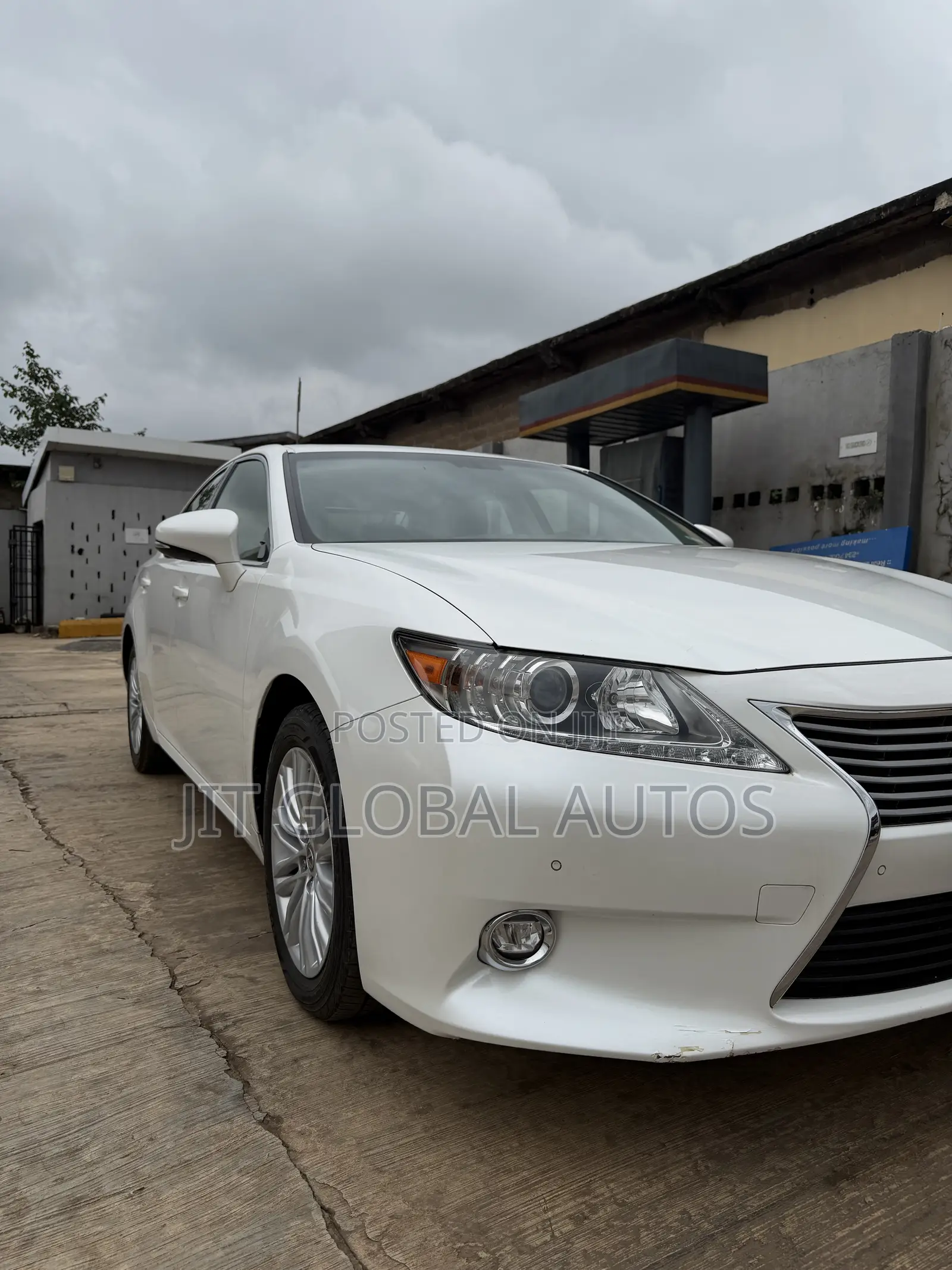 Lexus ES 2014 Silver