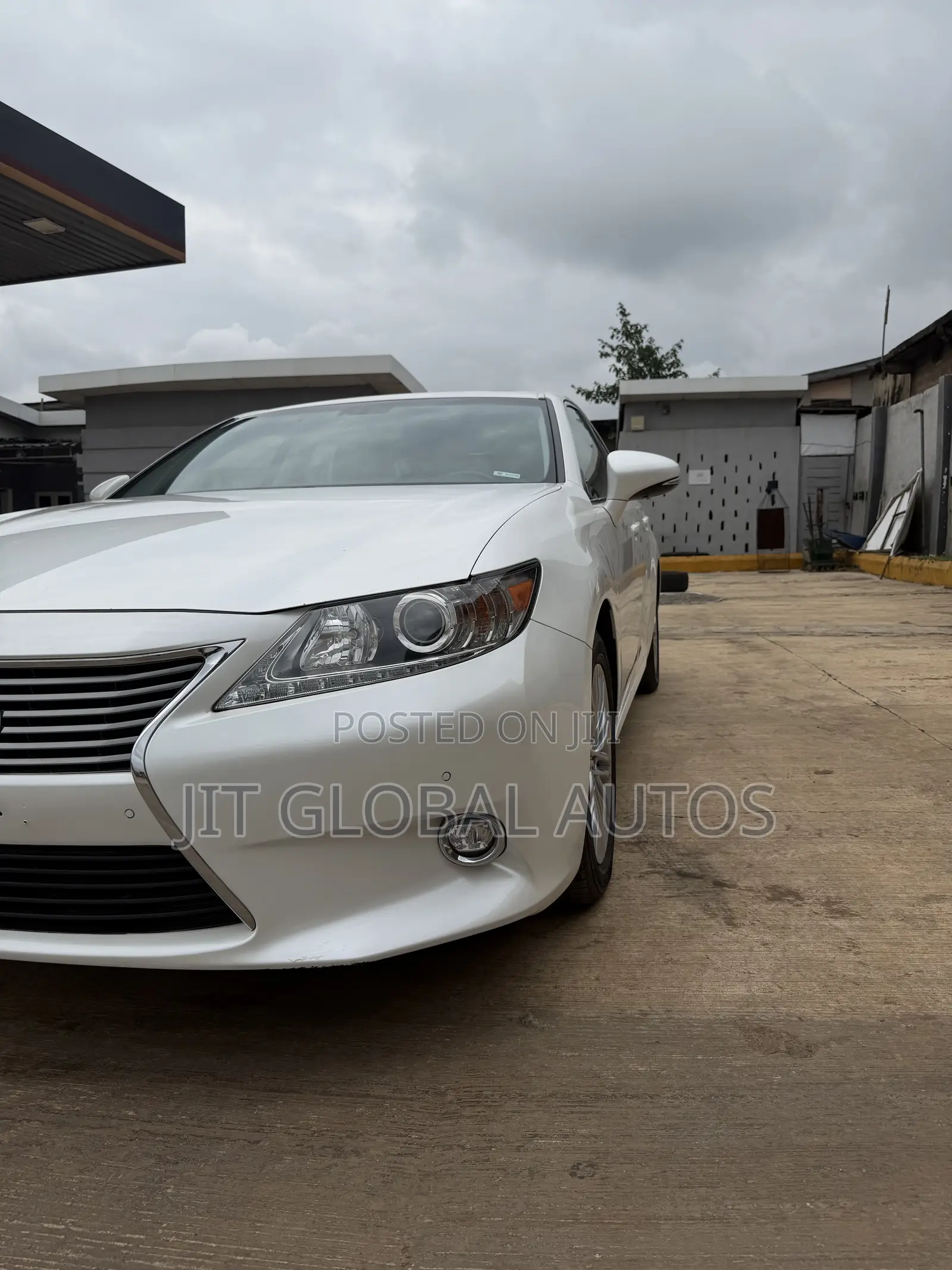 Lexus ES 2014 Silver