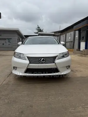 Lexus ES 2014 Silver