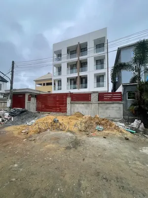 2bdrm Apartment in Chevron for sale
