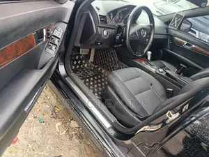 Mercedes-Benz C300 Luxury Sedan RWD (3.0L 6cyl 7A) 2008 Black
