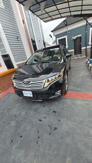 Toyota Venza 2010 Black