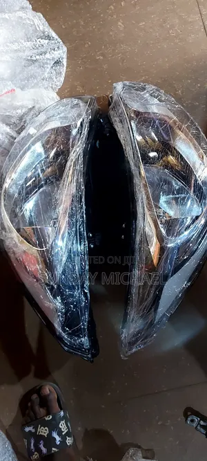 Set of Head Light Hyundai Accent 2011 to 2014