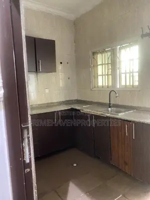 3bdrm Block of Flats in Kubwa for rent