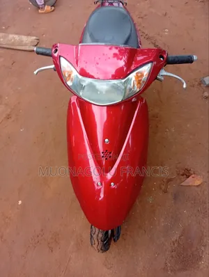 Honda Dio 2023 Red