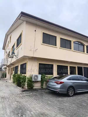 2bdrm Apartment in Lekki Phase 1 for rent