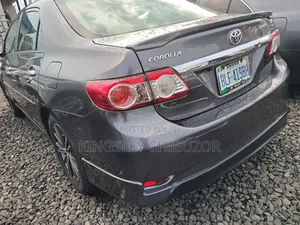 Toyota Corolla 2013 Gray