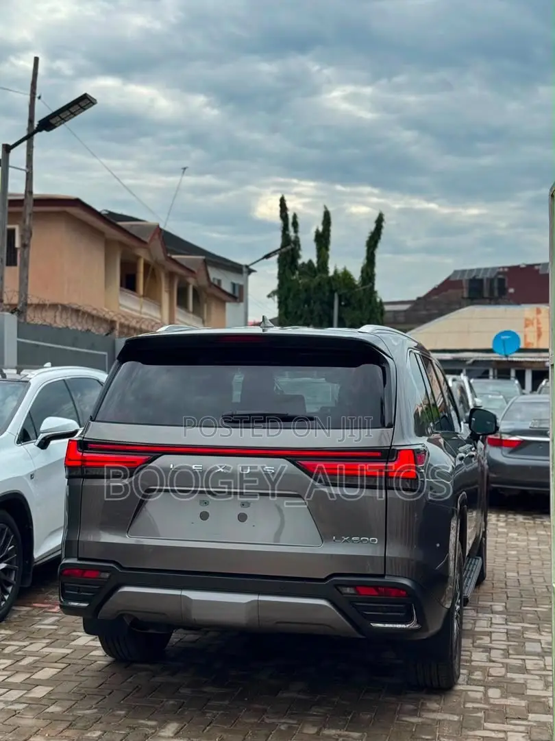 Lexus LX 2022 Gray