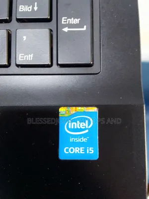 Laptop 8GB Intel Core i5 HDD 1T