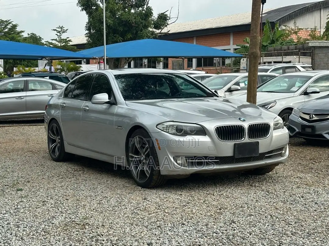 BMW 528i 2012 Silver