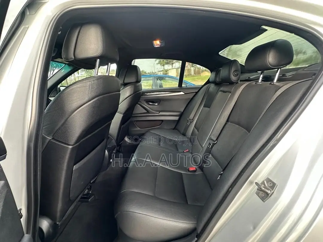 BMW 528i 2012 Silver