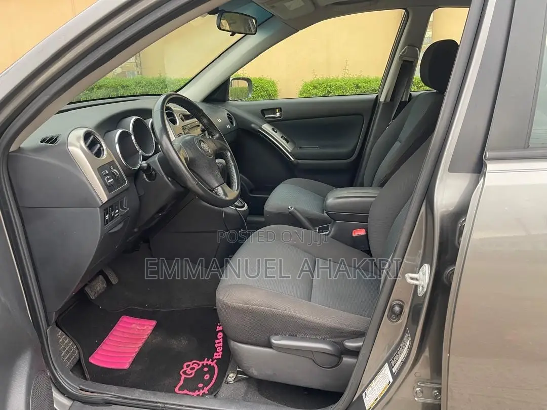 Toyota Matrix 2007 Gray