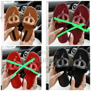 Beautiful Steve Madden Flat Slippers