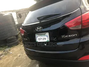 Hyundai Tucson Limited AWD 2011 Black