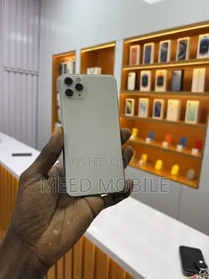 Apple iPhone 11 Pro Max 64 GB White
