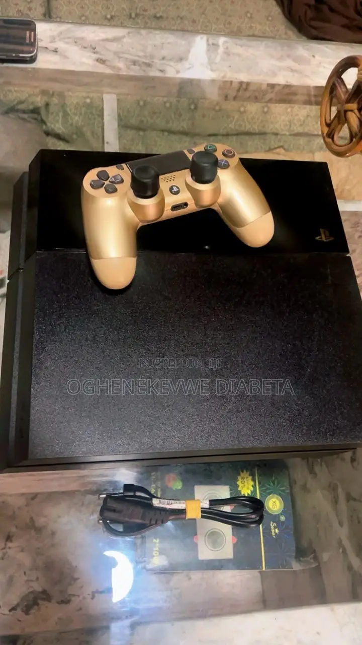 PS4 Slim Available