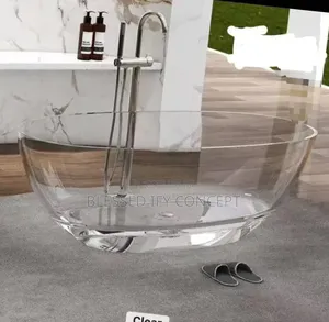 Modern England Transparent Free Standing Resin Bathtub