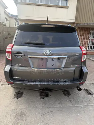 Toyota RAV4 2.5 Sport 4x4 2010 Gray