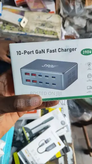 390W 10-Port GaN Fast Charger