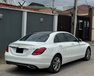Mercedes-Benz C300 2017 White