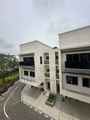 4bdrm Duplex in Guzape District for sale