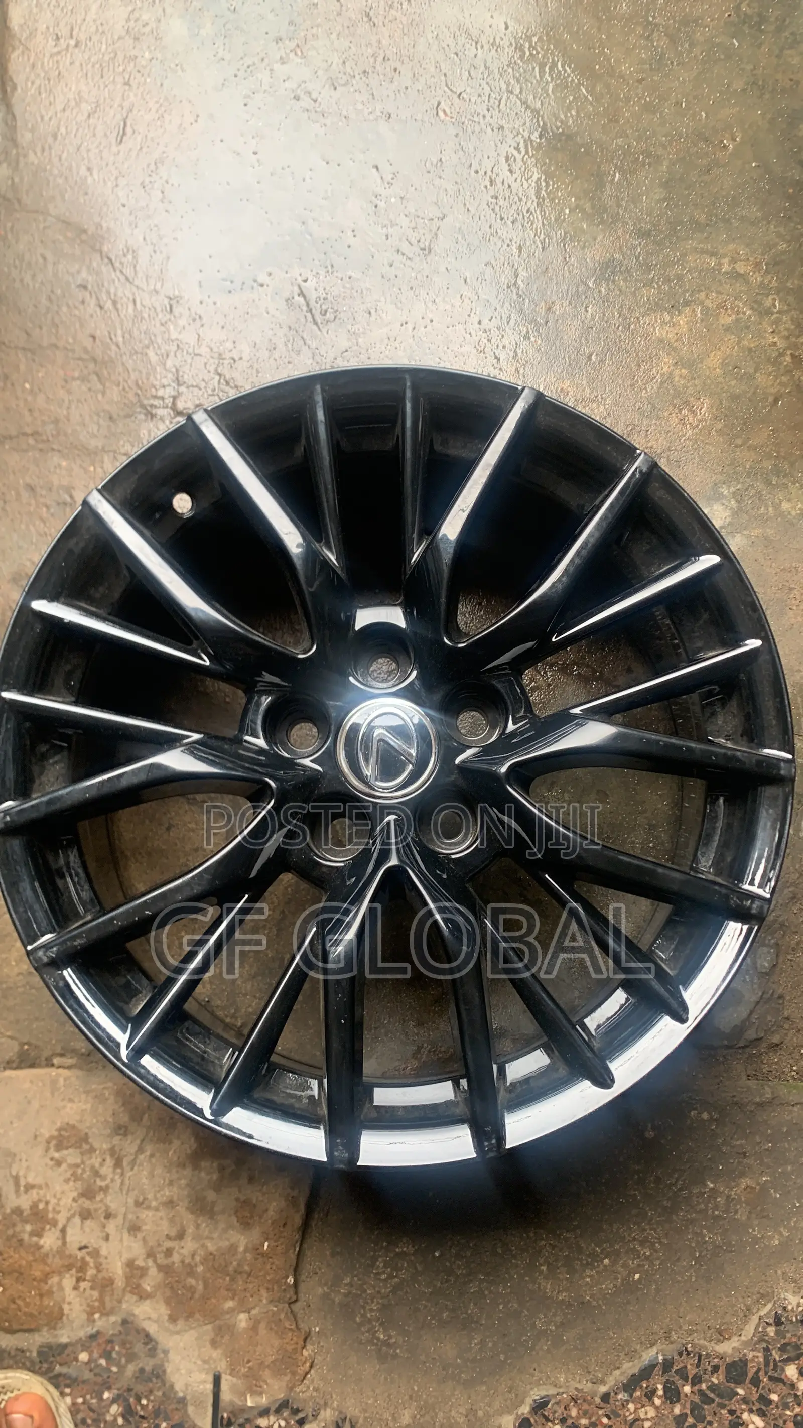 Tokunbo 17rim’s