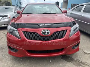 Toyota Camry SE 4dr Sedan (2.5L 4cyl 6A) 2011 Red