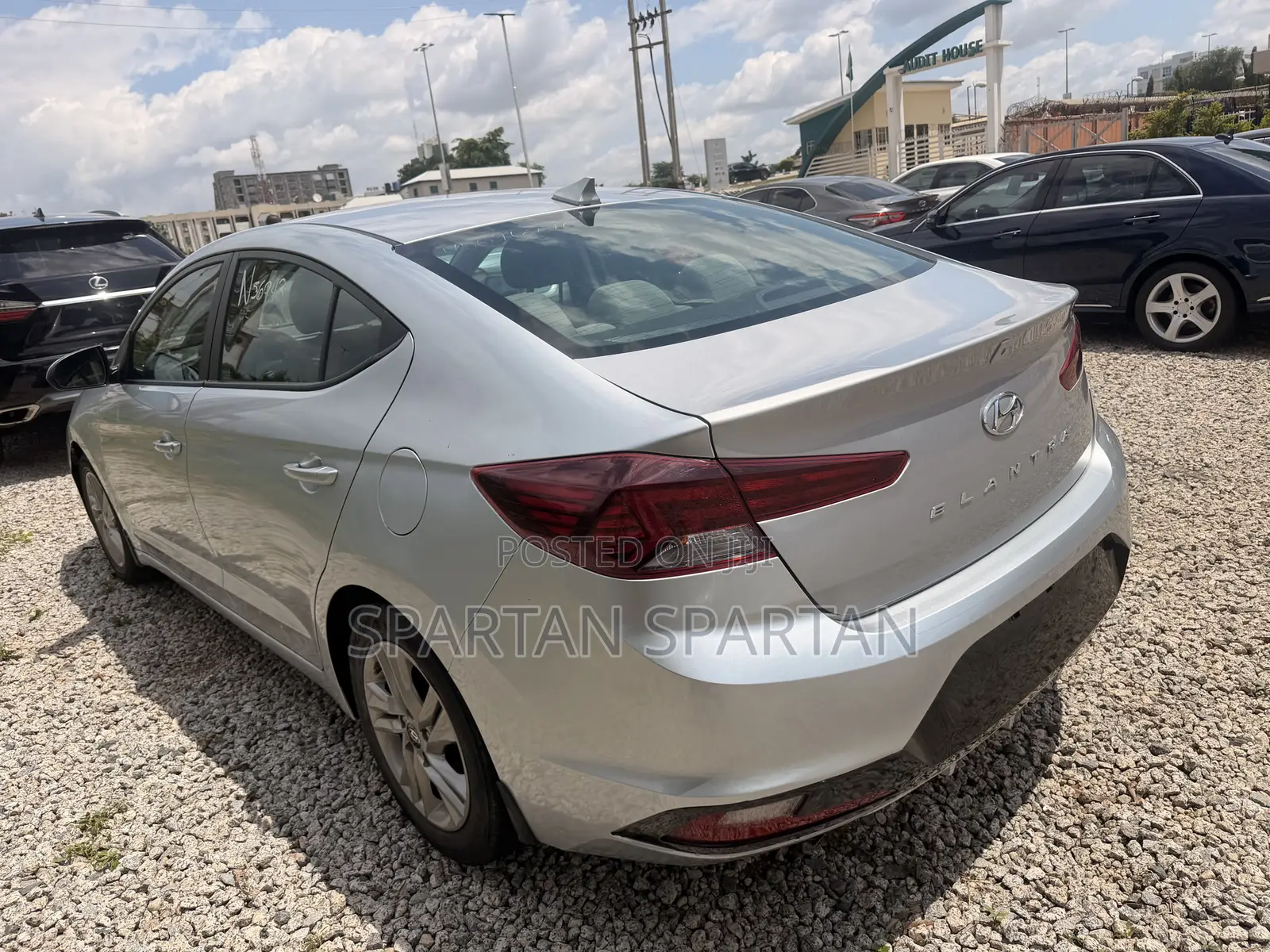 Hyundai Elantra 2020 Silver