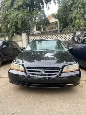 Honda Accord 2000 Black