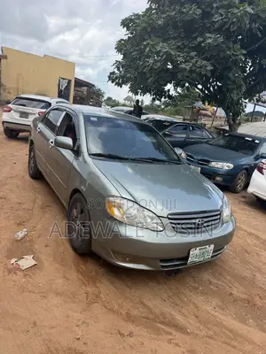 Toyota Corolla LE 2004 Silver