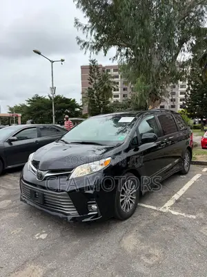Toyota Sienna 2019 Black