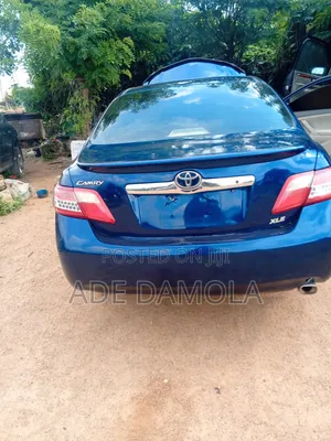 Toyota Camry 2009 Blue