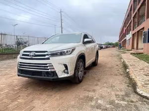 Toyota Highlander Limited Platinum V6 4x2 (3.5L 6cyl 6A) 2016 White