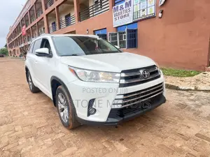 Toyota Highlander Limited Platinum V6 4x2 (3.5L 6cyl 6A) 2016 White