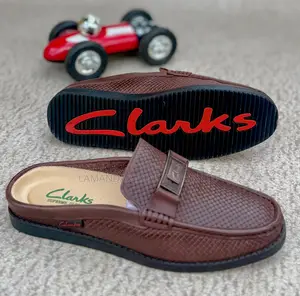 Clarks Woven Leather Slip-on Loafer Mules in Brown